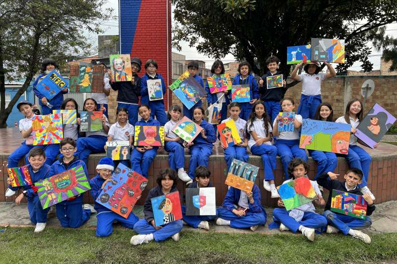 Bartolinos Expresan su Creatividad Artística